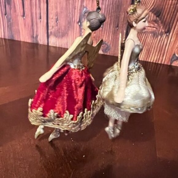 Set Of 2 Gisella Graham London Ballet Dancer Ornaments With Gold Wings & Dresses - Picture 7 of 10